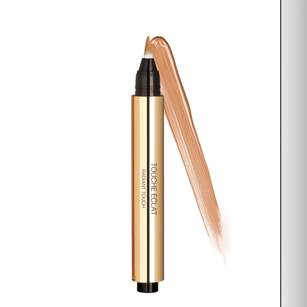YSL Touche Éclat Radiant Touch All Over Brightening Concealer Pen in 6